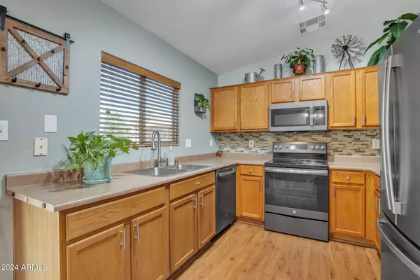 3614 E WOODSIDE Way, Gilbert, AZ 85297