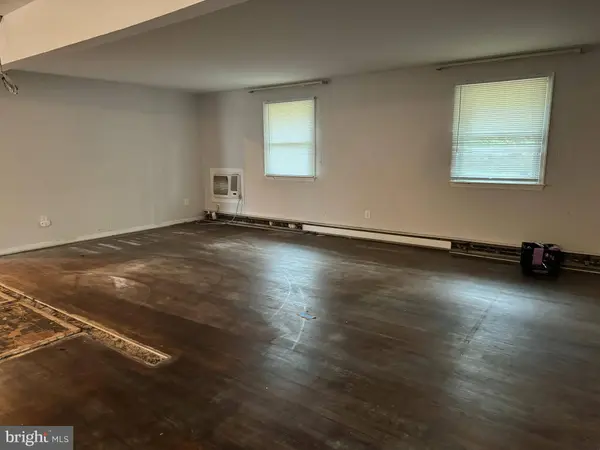 32 WAGON BRIDGE RUN, Moorestown, NJ 08057