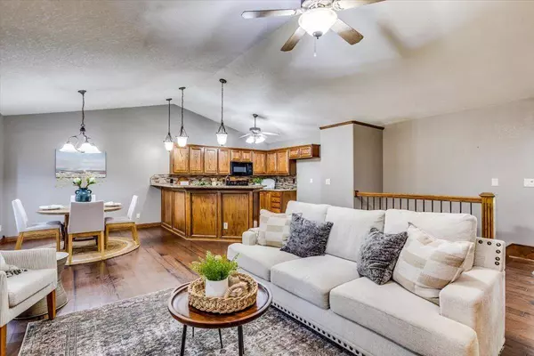 2930 N Keith Ct, Wichita, KS 67205