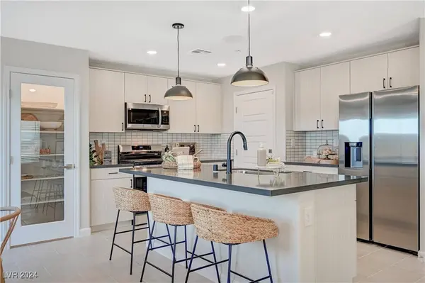 136 Barringswell Avenue, Henderson, NV 89011