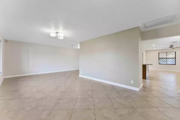 7744 S Nemec DR, Lake Clarke Shores, FL 33406