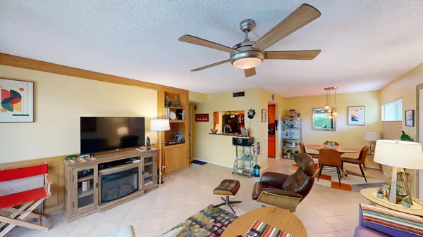 1111 E Ramon RD #38, Palm Springs, CA 92264