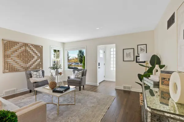 5732 N Lydell, Whitefish Bay, WI 53217