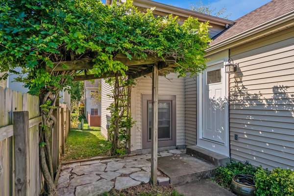 3327 Gladesend Court, Dublin, OH 43017