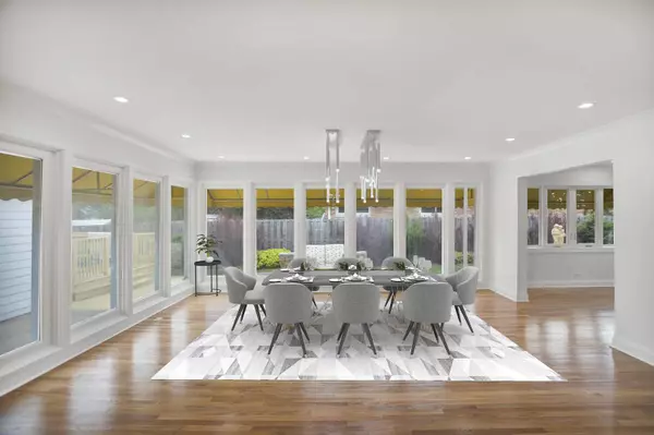 1193 S River RD, Des Plaines, IL 60016