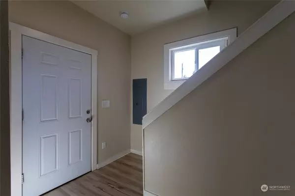 3414 S G ST, Tacoma, WA 98418