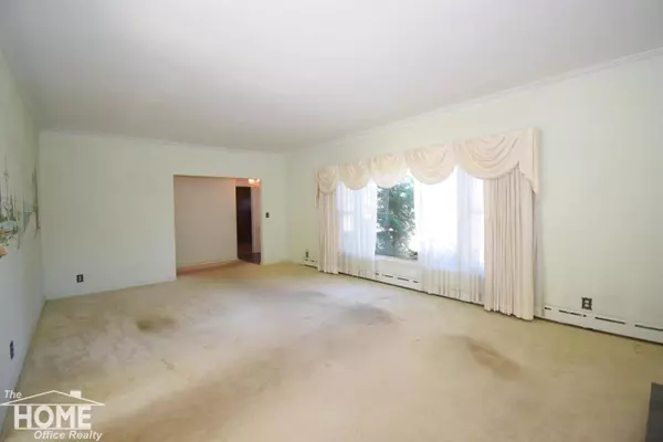 615 Ridgeview Drive, Corunna, MI 48817