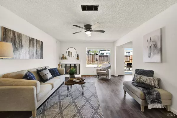 288 Ponderosa DR, Vacaville, CA 95687