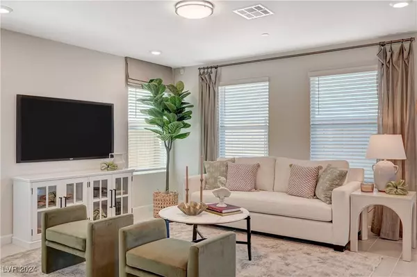 136 Barringswell Avenue, Henderson, NV 89011