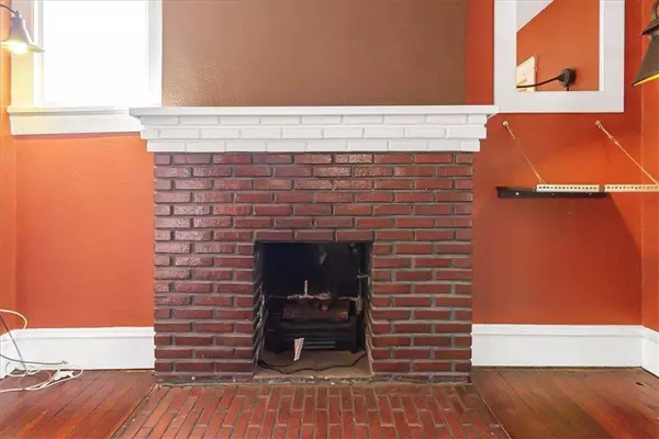 424 Grover ST, Warrensburg, MO 64093