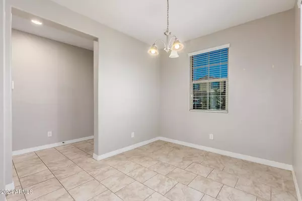 4033 S 180TH Drive, Goodyear, AZ 85338