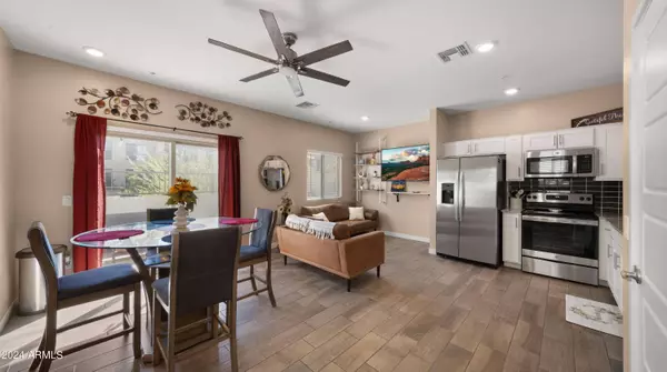 8279 N 22nd Drive, Phoenix, AZ 85021