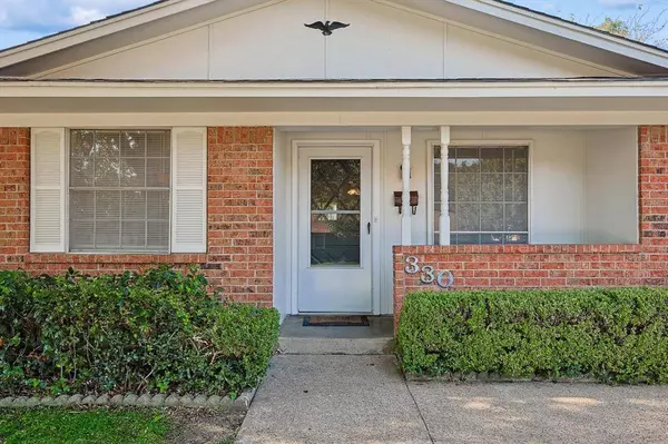 330 E Davis Street, Duncanville, TX 75116