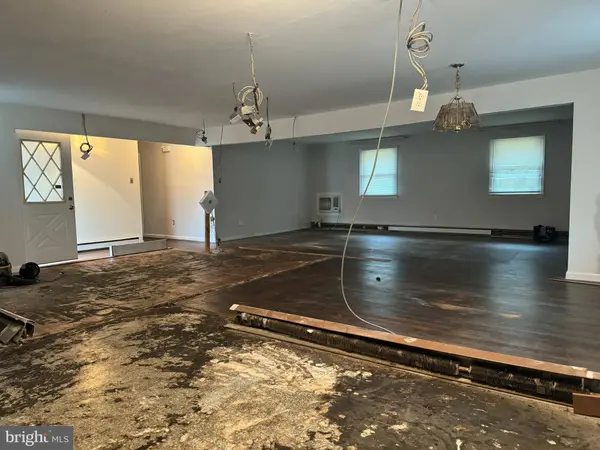 32 WAGON BRIDGE RUN, Moorestown, NJ 08057