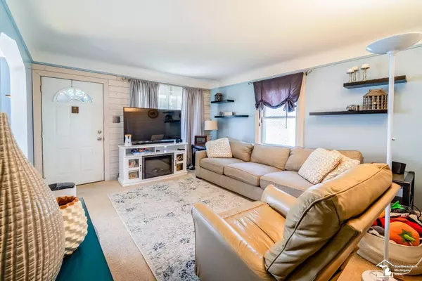 24600 Union Street, Dearborn, MI 48124