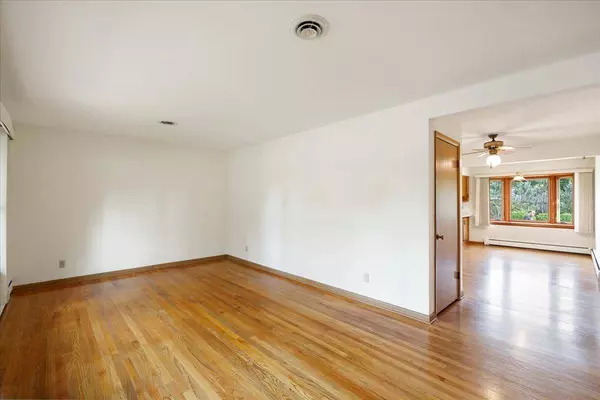 2001 Axel Avenue, Madison, WI 53711