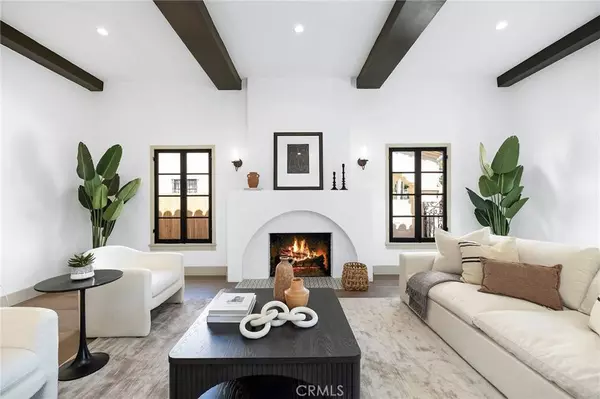 1223 Alvira ST, Los Angeles, CA 90035