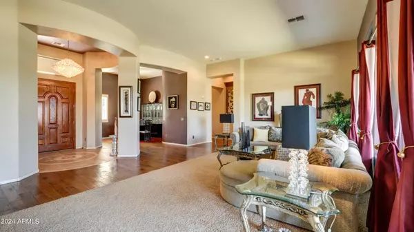 4276 E MEADOWVIEW Drive, Gilbert, AZ 85298