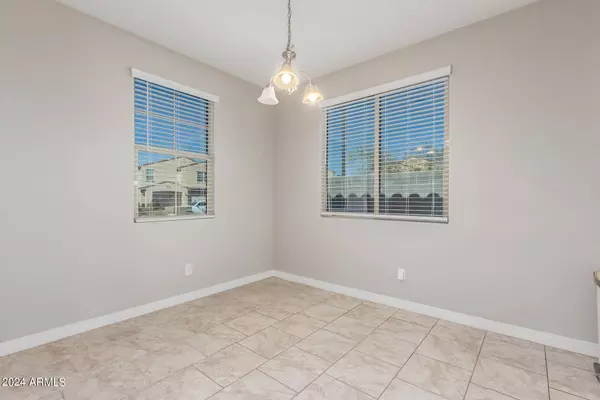 4033 S 180TH Drive, Goodyear, AZ 85338