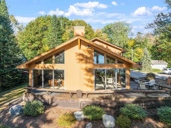 40 Sticks and Stones RD, Moultonborough, NH 03254