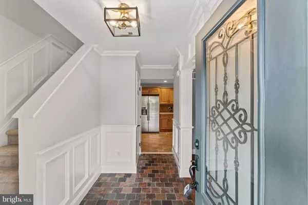 10 BOVANKO RD, Cream Ridge, NJ 08514