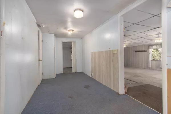 17665 136th Avenue, Nunica, MI 49448