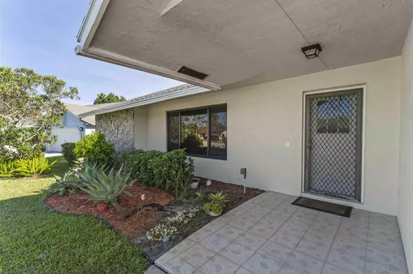 7744 S Nemec DR, Lake Clarke Shores, FL 33406