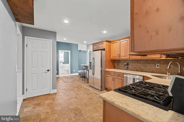 10 BOVANKO RD, Cream Ridge, NJ 08514