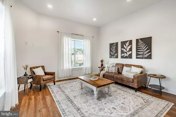 101 CHESTNUT ST, Parkesburg, PA 19365