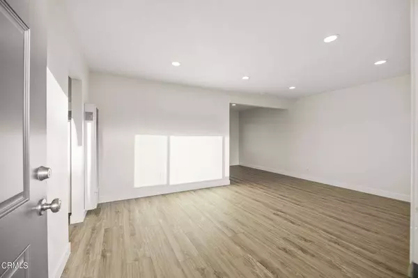 1556 N 6th PL, Port Hueneme, CA 93041