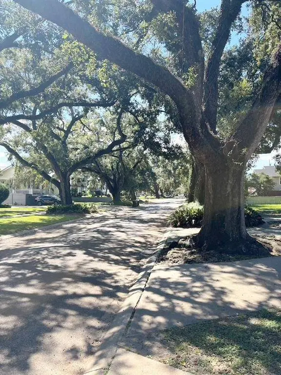 5622 22 ROSEMARY PL, New Orleans, LA 70124