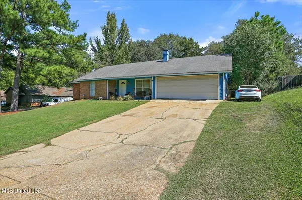 5526 Dogwood Trail, Jackson, MS 39212