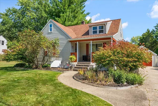 3812 Miramar NE Avenue, Grand Rapids, MI 49525