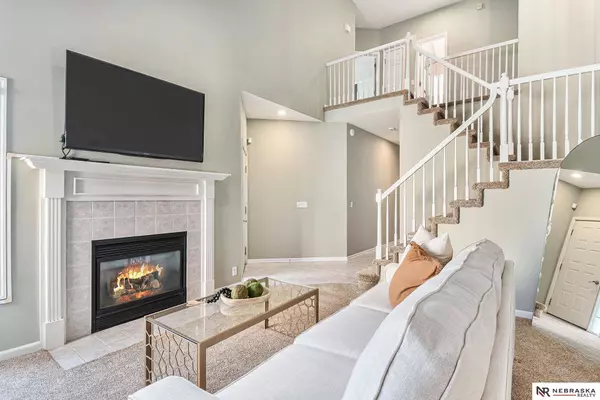 4418 N Branch Drive, Omaha, NE 68116