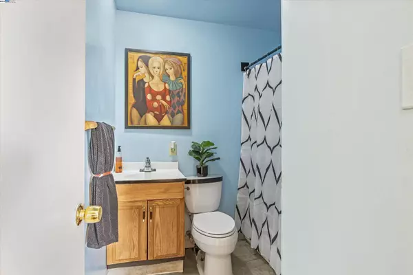 26729 Bahama Ave, Hayward, CA 94545