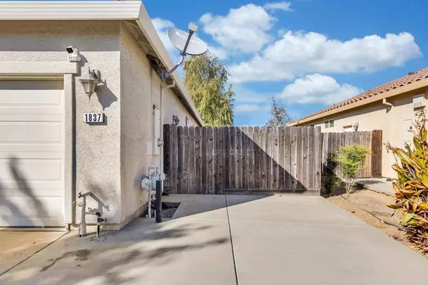 1837 River Run DR, Marysville, CA 95901