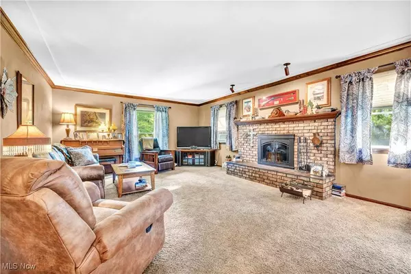 4032 Hanford RD, Wakeman, OH 44889