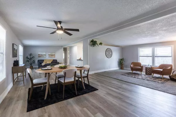 2519 S 17TH ST, Council Bluffs, IA 51503