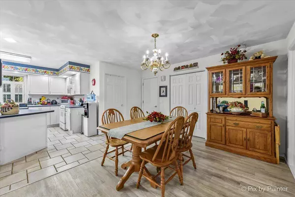 132 Cass St, Lake Geneva, WI 53147