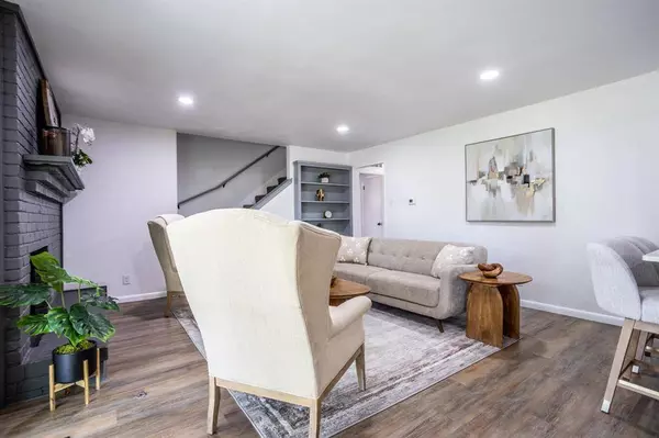 5415 Fox Hill Lane, Dallas, TX 75232