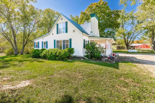 450 E Sample Road, Bloomington, IN 47408