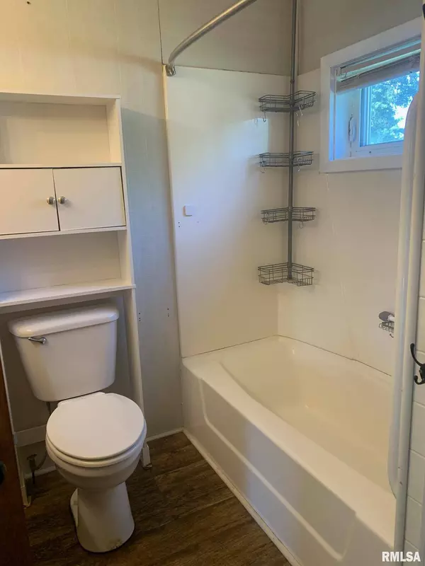 918 W JEFFERSON ST, Pittsfield, IL 62363