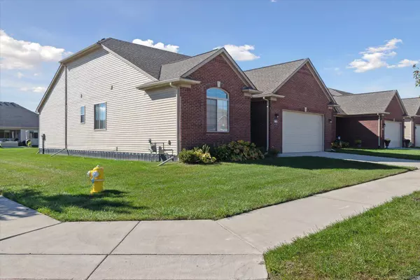 30034 Danvers Drive, New Baltimore, MI 48051