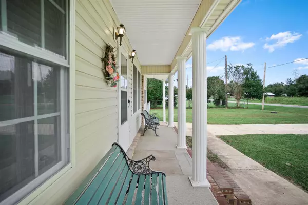 14165 NW 2Nd Avenue, Bristol, FL 32321