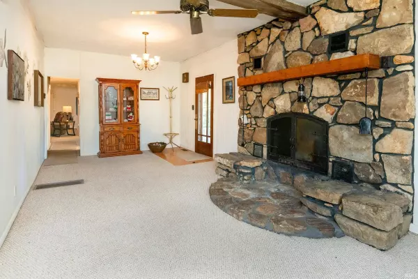 450 E Sample Road, Bloomington, IN 47408