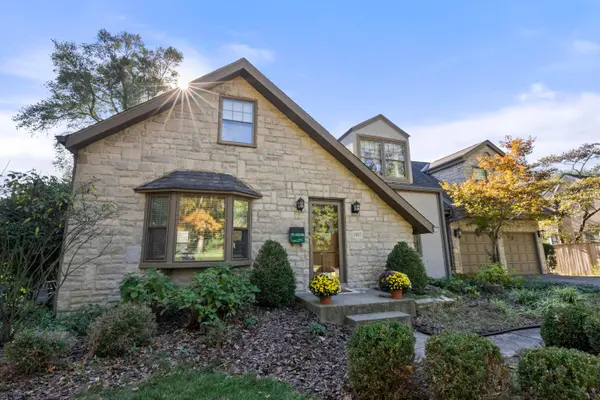 1965 Hillside Drive, Columbus, OH 43221