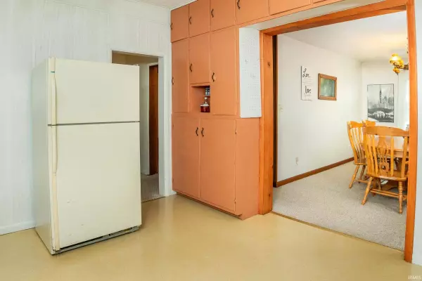 450 E Sample Road, Bloomington, IN 47408