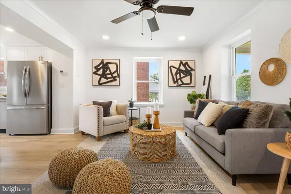 3907 W ROGERS AVE, Baltimore, MD 21215