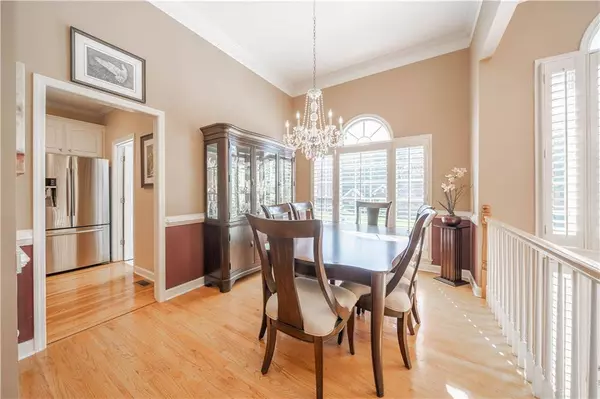 25 Hampton LN, Cartersville, GA 30120