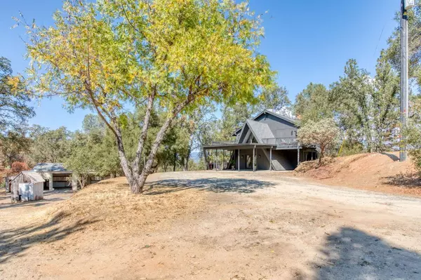 38850 Road 425B, Oakhurst, CA 93644